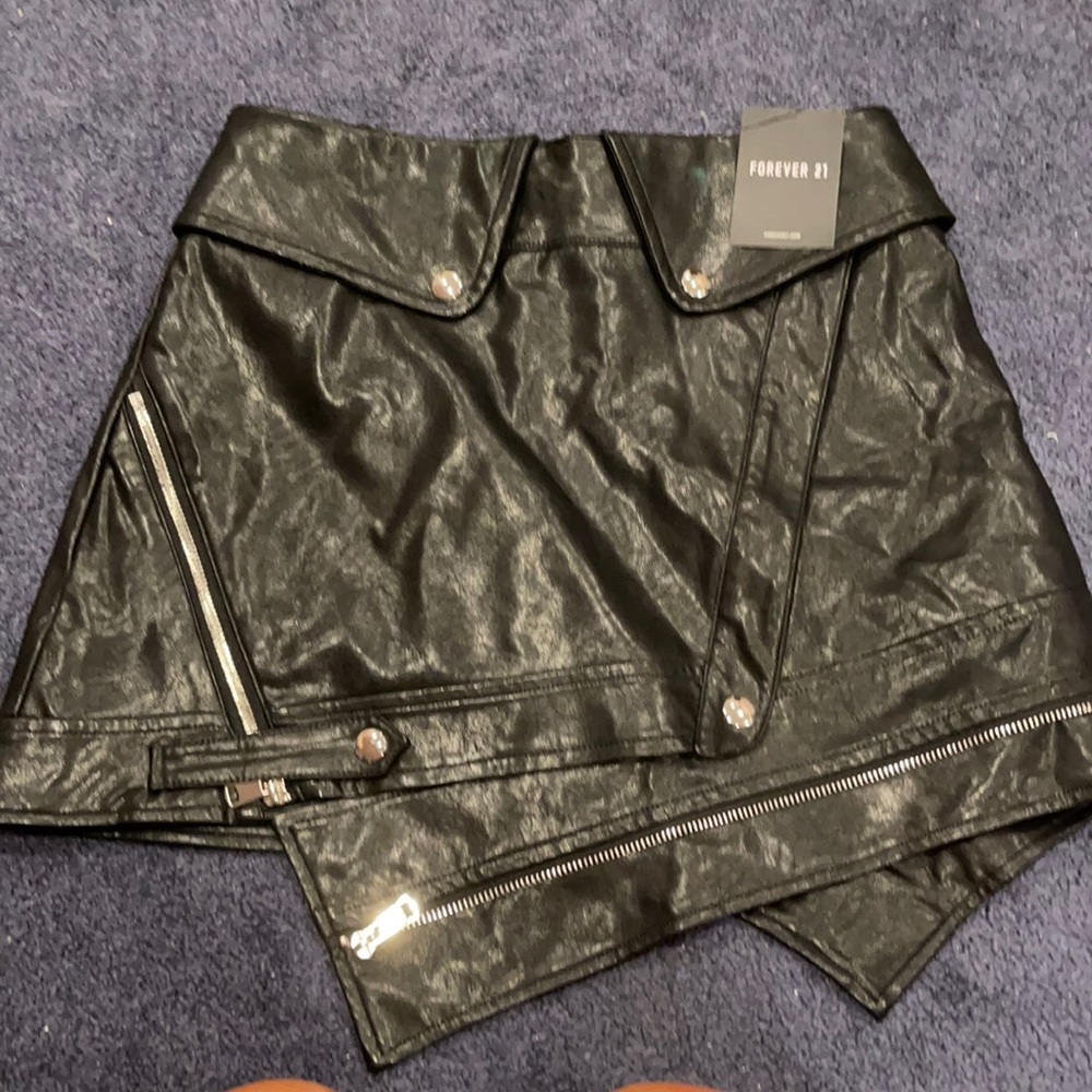 Leather skirt